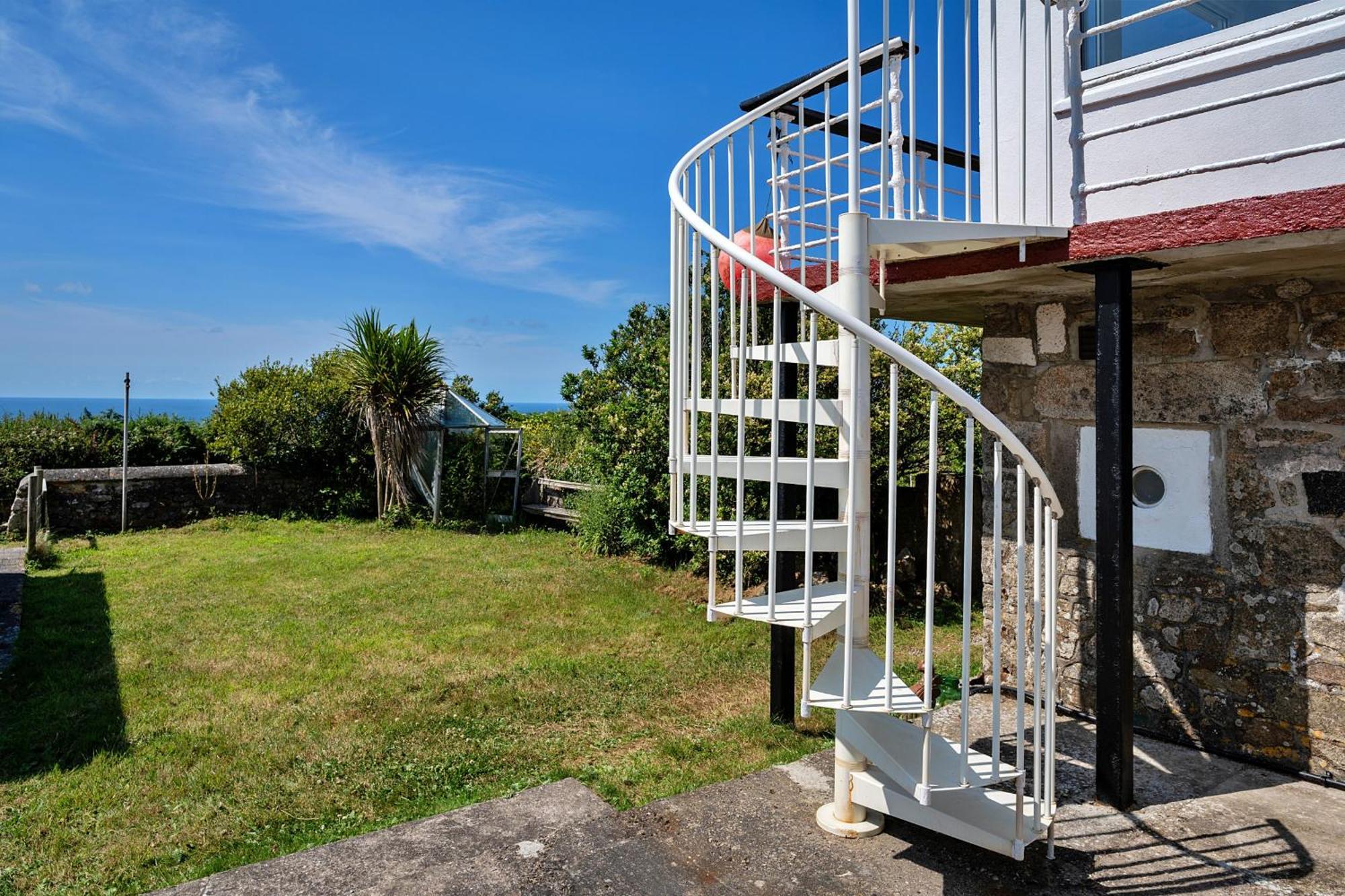 Finest Retreats - The Watchtower At Western Watch Lower Boscaswell Ngoại thất bức ảnh